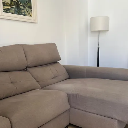 Playa Calle California, Parking Apartment